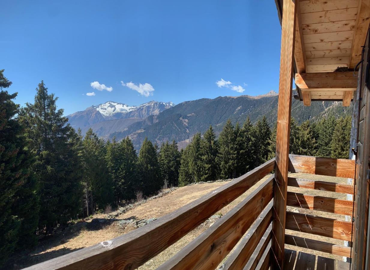 Chalet Baita Delle Favole Di Rosarita Berbenno di Valtellina Luaran gambar