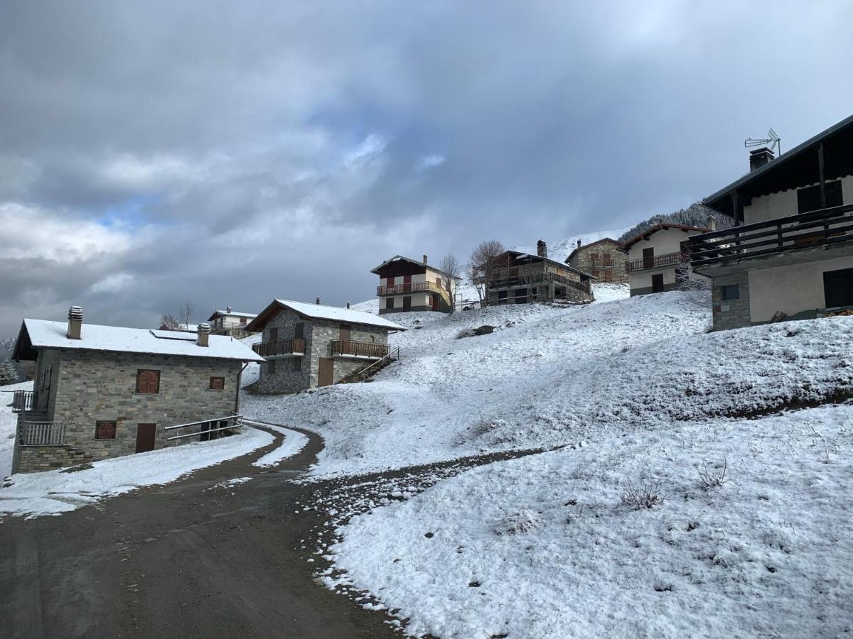 Chalet Baita Delle Favole Di Rosarita Berbenno di Valtellina Luaran gambar