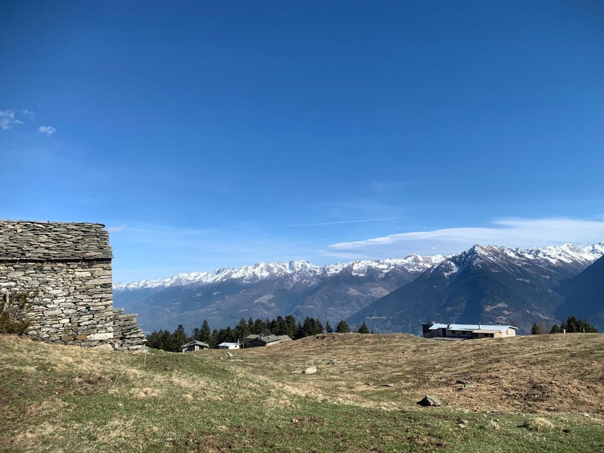Chalet Baita Delle Favole Di Rosarita Berbenno di Valtellina Luaran gambar